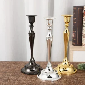 Lot de 2 bougeoirs métalliques rétro à bras