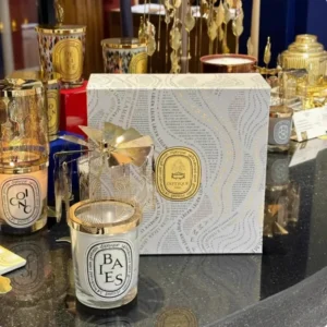 Bougie parfumée transparente romantique en pot